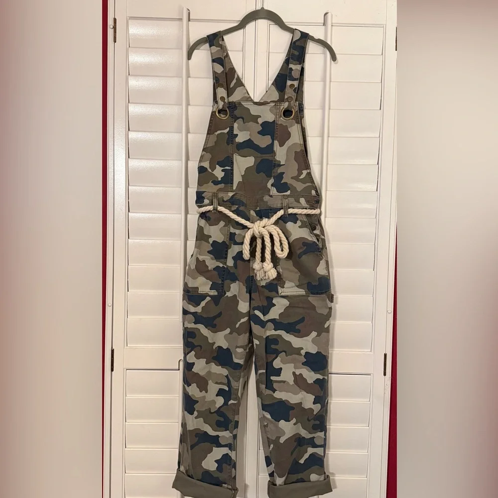 Anthropologie Carter Utility Dungarees
Camo Overalls with Rope Detail - Picture 4 of 6